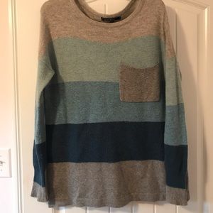 Over sized sweater